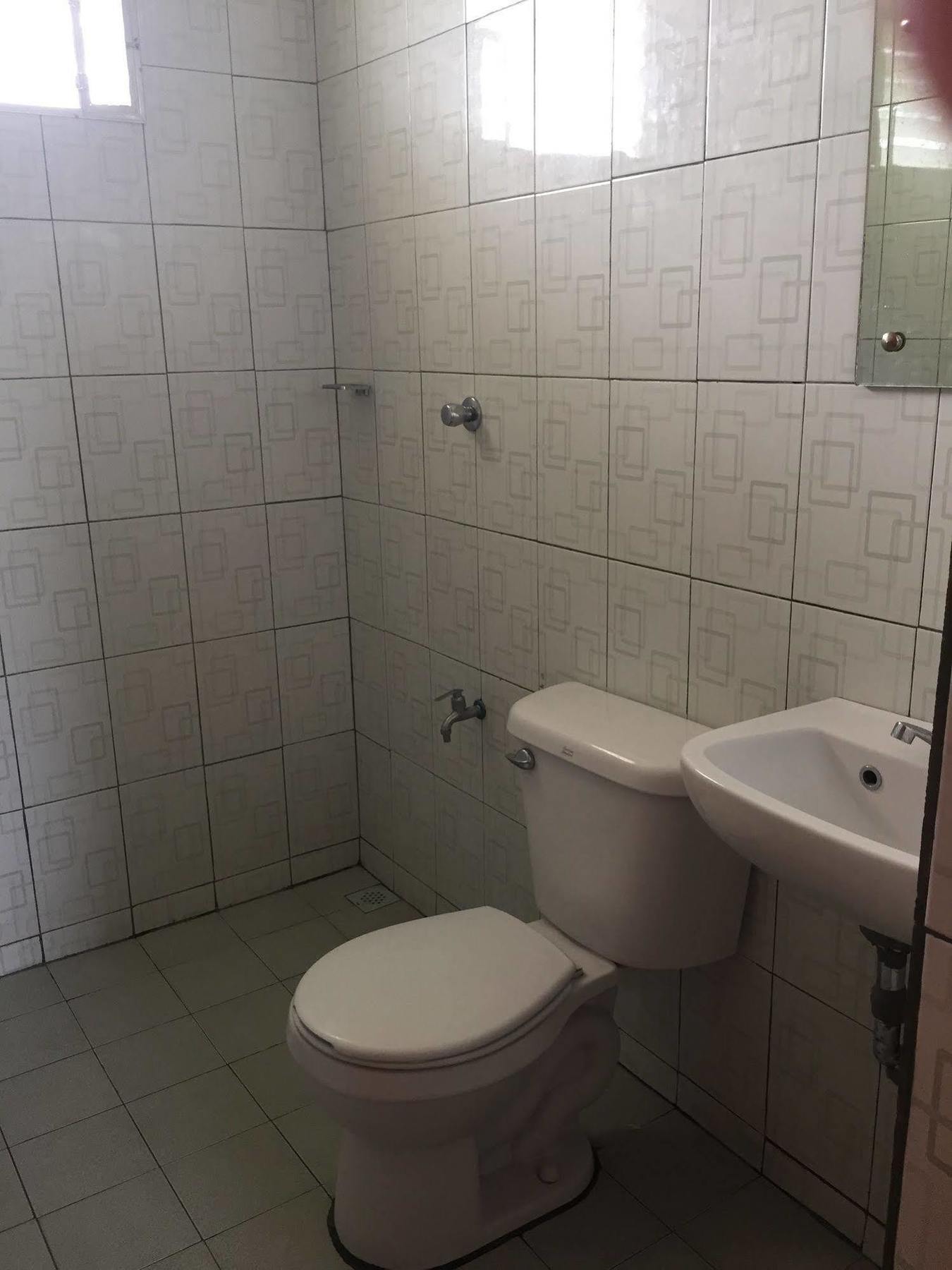 Bayview Inn Ормок Екстер'єр фото